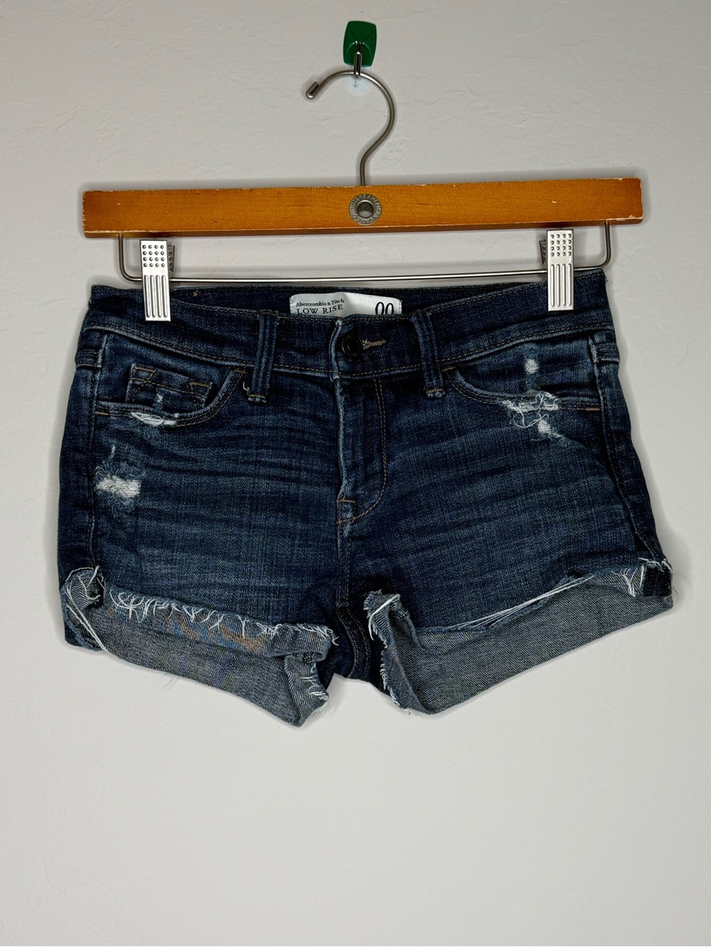 Abercrombie & Fitch Low Rise Denim Shorts Size 00/24 Y2K Shorts distressed